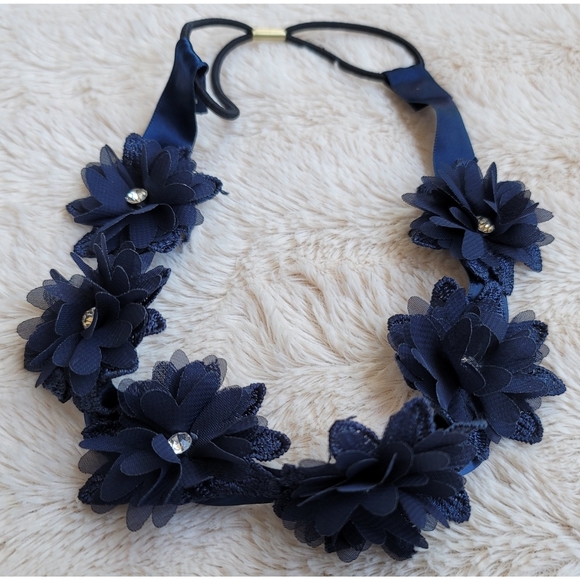 Navy flower headband - Picture 13 of 16